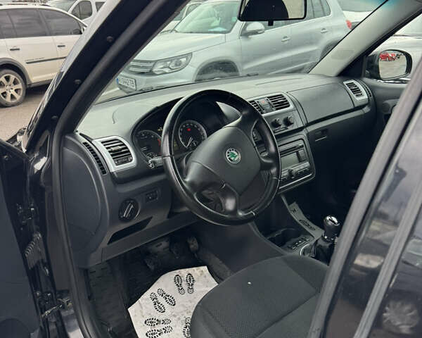 Шкода Фабия 2009 в Белой Церкве на Automoto.ua Черный Шкода Фабия, объемом двигателя 1.42 л и пробегом 210 тыс. км за 5777 $, фото 8 на Automoto.ua