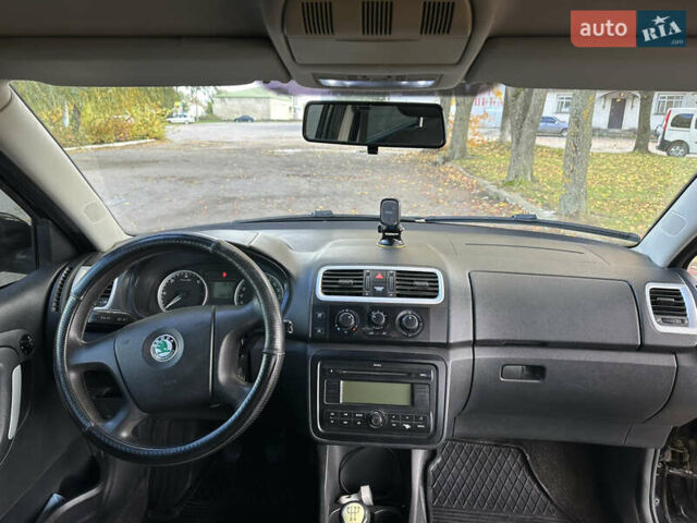 Черный Шкода Фабия, объемом двигателя 1.42 л и пробегом 240 тыс. км за 5700 $, фото 22 на Automoto.ua