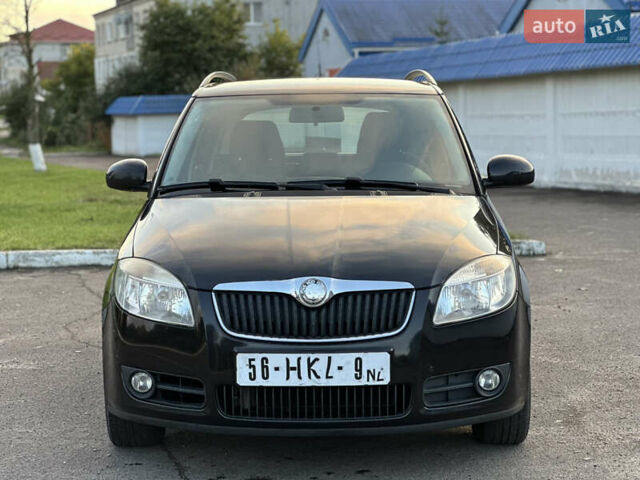 Чорний Шкода Фабія, об'ємом двигуна 1.4 л та пробігом 205 тис. км за 4999 $, фото 3 на Automoto.ua