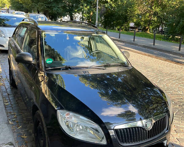 Чорний Шкода Фабія, об'ємом двигуна 1.42 л та пробігом 289 тис. км за 3800 $, фото 7 на Automoto.ua