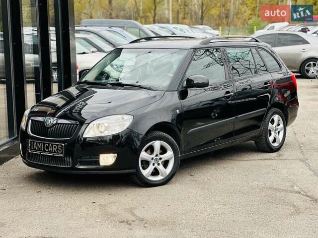 Черный Шкода Фабия, объемом двигателя 1.4 л и пробегом 175 тыс. км за 6300 $, фото 6 на Automoto.ua