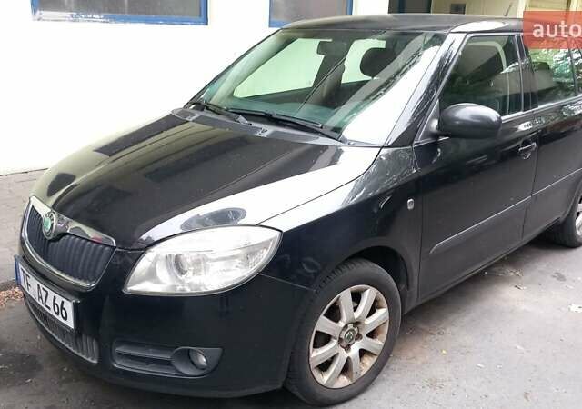 Чорний Шкода Фабія, об'ємом двигуна 1.39 л та пробігом 226 тис. км за 5200 $, фото 4 на Automoto.ua