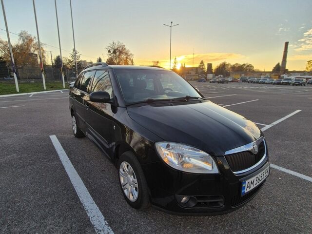 Чорний Шкода Фабія, об'ємом двигуна 1.2 л та пробігом 354 тис. км за 4999 $, фото 2 на Automoto.ua
