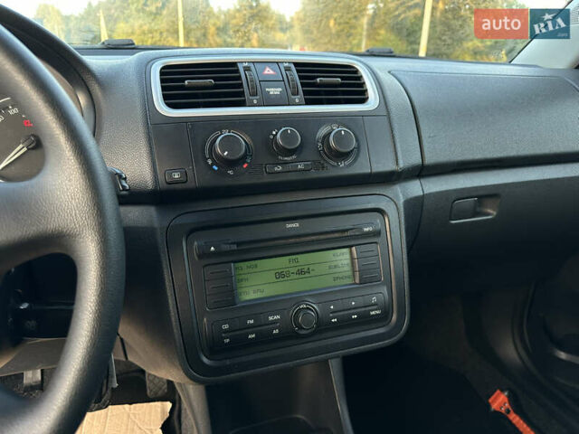 Чорний Шкода Фабія, об'ємом двигуна 1.4 л та пробігом 205 тис. км за 4999 $, фото 20 на Automoto.ua