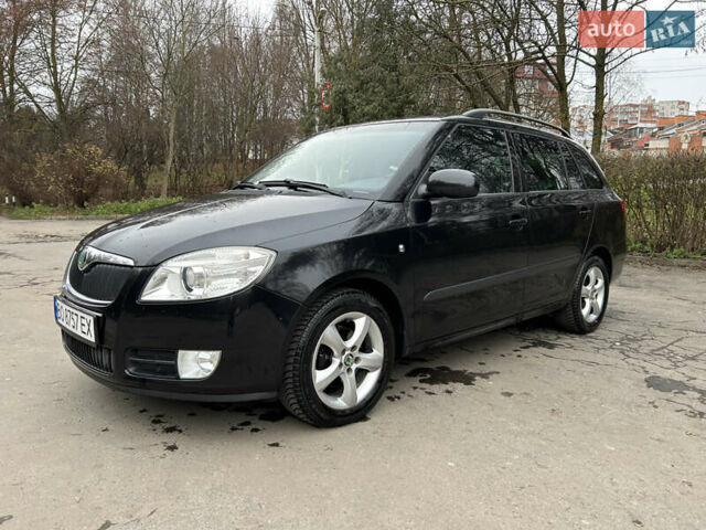 Черный Шкода Фабия, объемом двигателя 1.39 л и пробегом 202 тыс. км за 5750 $, фото 5 на Automoto.ua