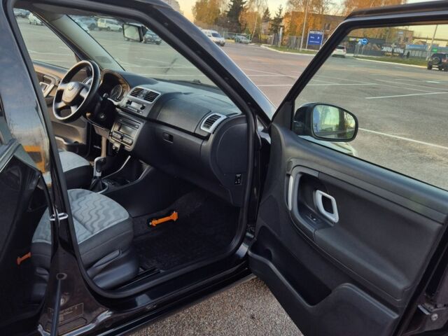 Чорний Шкода Фабія, об'ємом двигуна 1.2 л та пробігом 354 тис. км за 4999 $, фото 8 на Automoto.ua