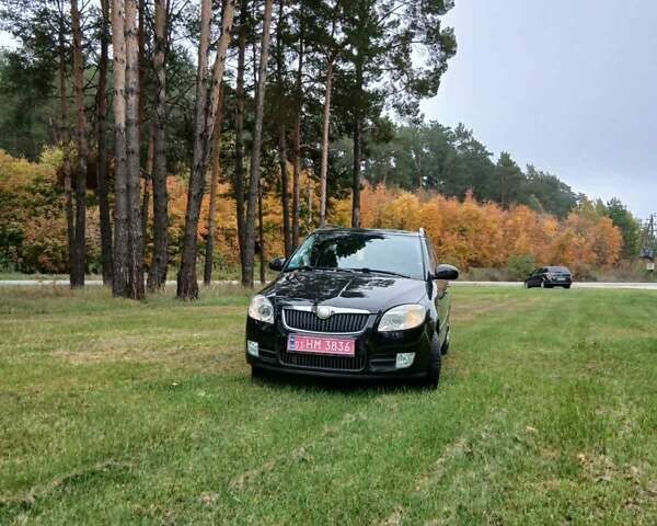 Черный Шкода Фабия, объемом двигателя 1.6 л и пробегом 212 тыс. км за 6700 $, фото 3 на Automoto.ua