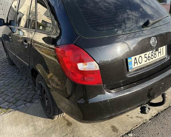 Чорний Шкода Фабія, об'ємом двигуна 1.2 л та пробігом 257 тис. км за 4400 $, фото 5 на Automoto.ua