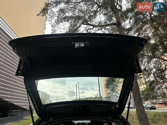 Черный Шкода Фабия, объемом двигателя 1.39 л и пробегом 161 тыс. км за 5550 $, фото 11 на Automoto.ua