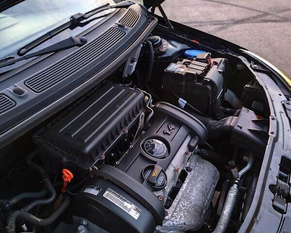 Черный Шкода Фабия, объемом двигателя 1.4 л и пробегом 197 тыс. км за 5800 $, фото 43 на Automoto.ua