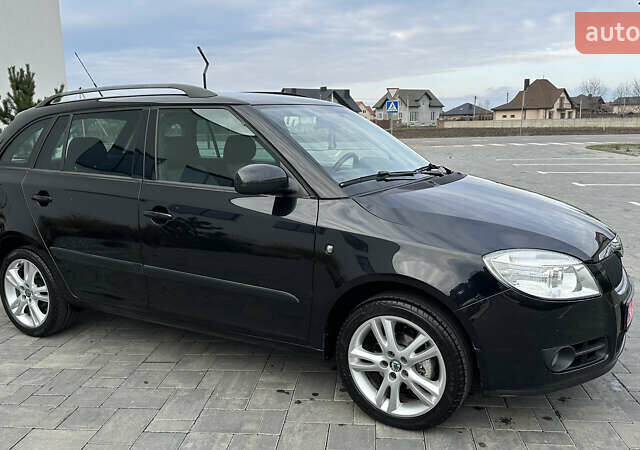 Черный Шкода Фабия, объемом двигателя 1.6 л и пробегом 205 тыс. км за 5800 $, фото 7 на Automoto.ua
