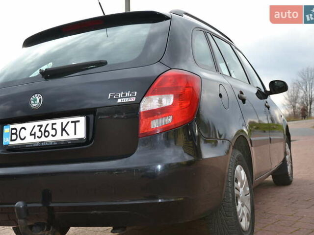 Черный Шкода Фабия, объемом двигателя 1.2 л и пробегом 190 тыс. км за 4700 $, фото 11 на Automoto.ua