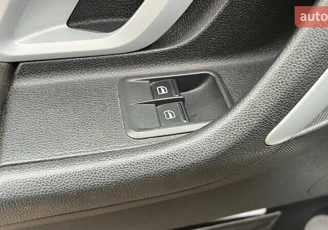 Чорний Шкода Фабія, об'ємом двигуна 1.39 л та пробігом 124 тис. км за 5490 $, фото 12 на Automoto.ua