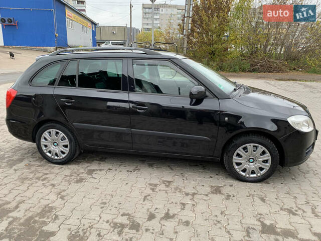 Шкода Фабия 2009 в Житомире на Automoto.ua Черный Шкода Фабия, объемом двигателя 1.4 л и пробегом 172 тыс. км за 6900 $, фото 4 на Automoto.ua