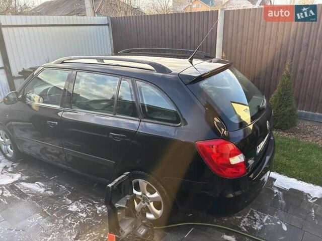 Черный Шкода Фабия, объемом двигателя 1.2 л и пробегом 264 тыс. км за 4250 $, фото 1 на Automoto.ua
