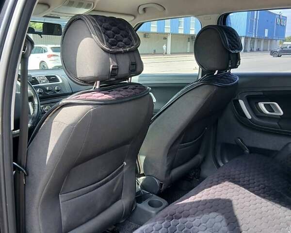 Чорний Шкода Фабія, об'ємом двигуна 1.39 л та пробігом 247 тис. км за 5200 $, фото 10 на Automoto.ua