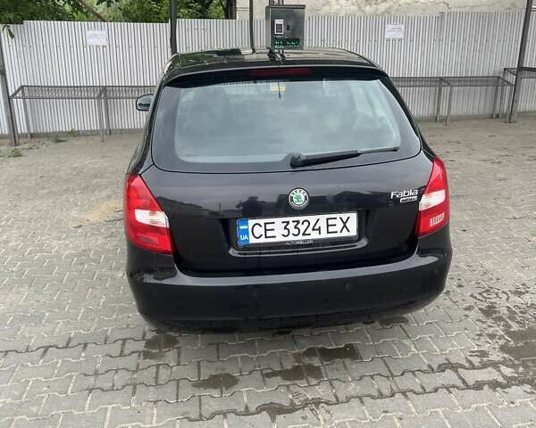 Черный Шкода Фабия, объемом двигателя 1.4 л и пробегом 205 тыс. км за 5400 $, фото 5 на Automoto.ua