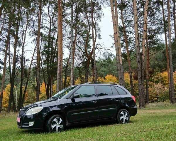 Черный Шкода Фабия, объемом двигателя 1.6 л и пробегом 212 тыс. км за 6700 $, фото 9 на Automoto.ua