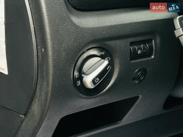 Черный Шкода Фабия, объемом двигателя 1.4 л и пробегом 175 тыс. км за 6300 $, фото 14 на Automoto.ua