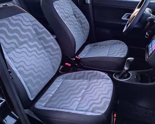 Черный Шкода Фабия, объемом двигателя 1.4 л и пробегом 197 тыс. км за 5800 $, фото 40 на Automoto.ua