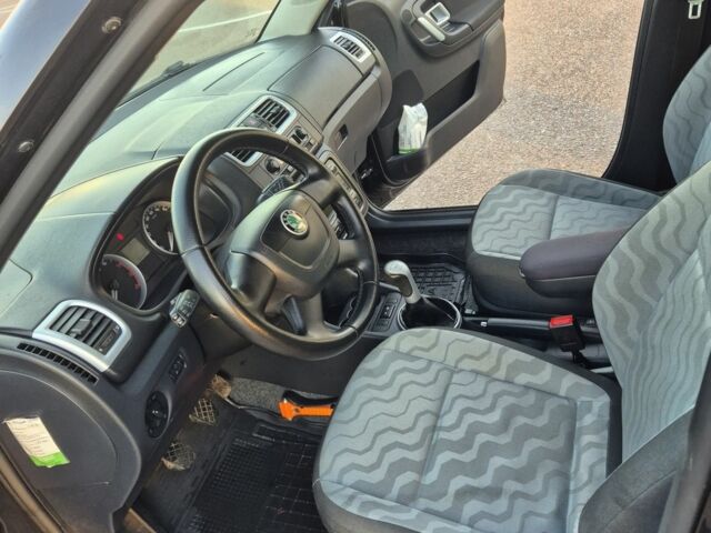 Чорний Шкода Фабія, об'ємом двигуна 1.2 л та пробігом 354 тис. км за 4999 $, фото 7 на Automoto.ua