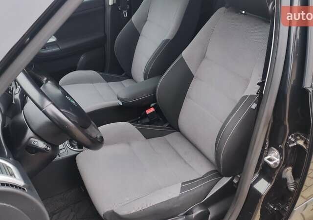 Черный Шкода Фабия, объемом двигателя 1.6 л и пробегом 156 тыс. км за 6700 $, фото 14 на Automoto.ua