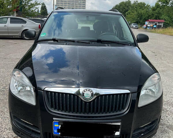 Чорний Шкода Фабія, об'ємом двигуна 1.42 л та пробігом 289 тис. км за 3800 $, фото 8 на Automoto.ua