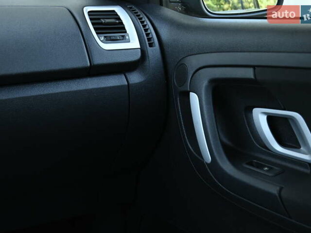 Черный Шкода Фабия, объемом двигателя 1.4 л и пробегом 235 тыс. км за 5800 $, фото 25 на Automoto.ua