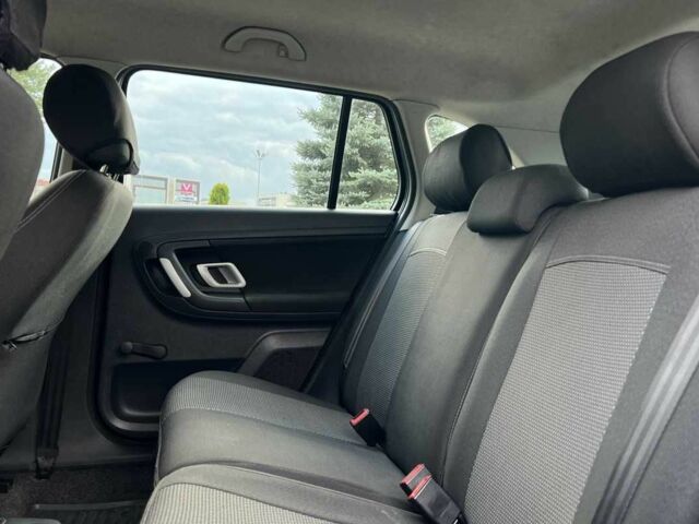 Чорний Шкода Фабія, об'ємом двигуна 1.4 л та пробігом 425 тис. км за 5200 $, фото 20 на Automoto.ua
