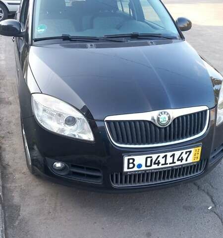 Чорний Шкода Фабія, об'ємом двигуна 1.39 л та пробігом 226 тис. км за 5200 $, фото 1 на Automoto.ua