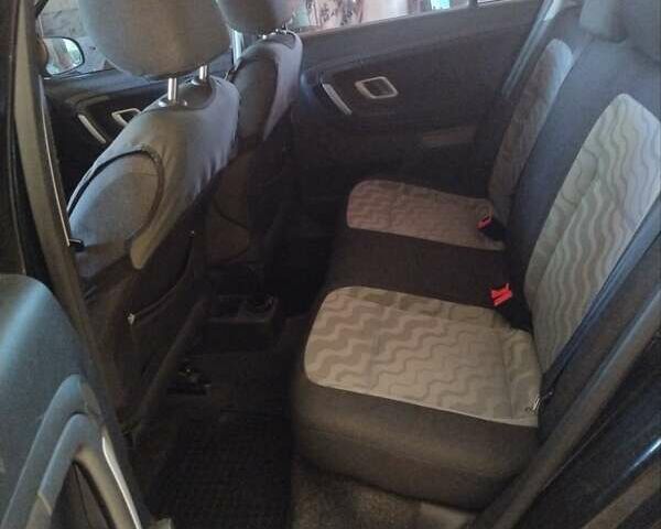 Черный Шкода Фабия, объемом двигателя 1.42 л и пробегом 227 тыс. км за 5100 $, фото 11 на Automoto.ua