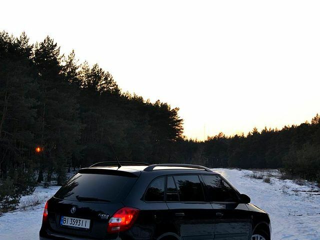 Черный Шкода Фабия, объемом двигателя 1.2 л и пробегом 210 тыс. км за 3700 $, фото 1 на Automoto.ua