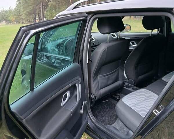 Черный Шкода Фабия, объемом двигателя 1.6 л и пробегом 212 тыс. км за 6700 $, фото 28 на Automoto.ua