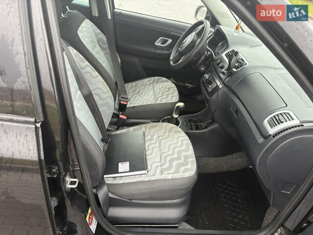 Чорний Шкода Фабія, об'ємом двигуна 1.39 л та пробігом 280 тис. км за 4700 $, фото 9 на Automoto.ua