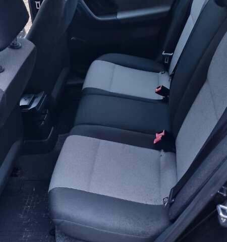 Черный Шкода Фабия, объемом двигателя 1.42 л и пробегом 248 тыс. км за 5000 $, фото 11 на Automoto.ua