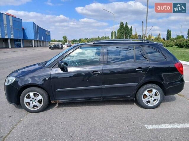 Чорний Шкода Фабія, об'ємом двигуна 1.39 л та пробігом 247 тис. км за 5200 $, фото 3 на Automoto.ua