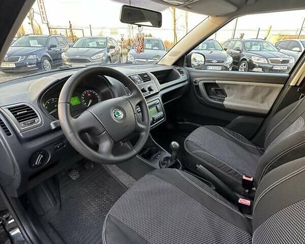Черный Шкода Фабия, объемом двигателя 1.39 л и пробегом 172 тыс. км за 5999 $, фото 21 на Automoto.ua