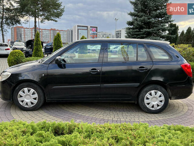 Чорний Шкода Фабія, об'ємом двигуна 1.39 л та пробігом 245 тис. км за 5200 $, фото 3 на Automoto.ua