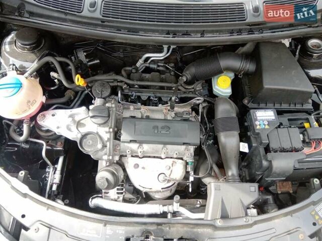 Черный Шкода Фабия, объемом двигателя 1.2 л и пробегом 192 тыс. км за 4250 $, фото 15 на Automoto.ua