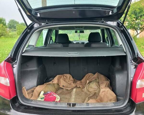 Чорний Шкода Фабія, об'ємом двигуна 1.6 л та пробігом 266 тис. км за 6000 $, фото 8 на Automoto.ua