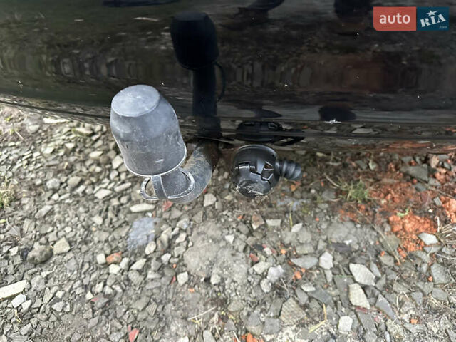 Черный Шкода Фабия, объемом двигателя 1.2 л и пробегом 191 тыс. км за 3950 $, фото 23 на Automoto.ua