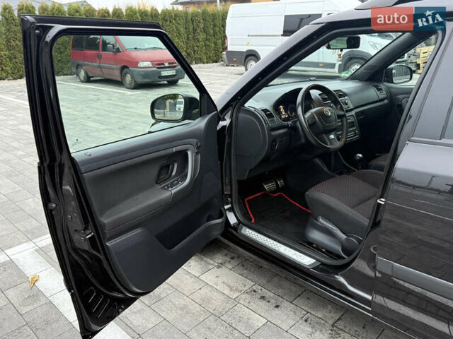 Черный Шкода Фабия, объемом двигателя 1.4 л и пробегом 189 тыс. км за 8500 $, фото 7 на Automoto.ua