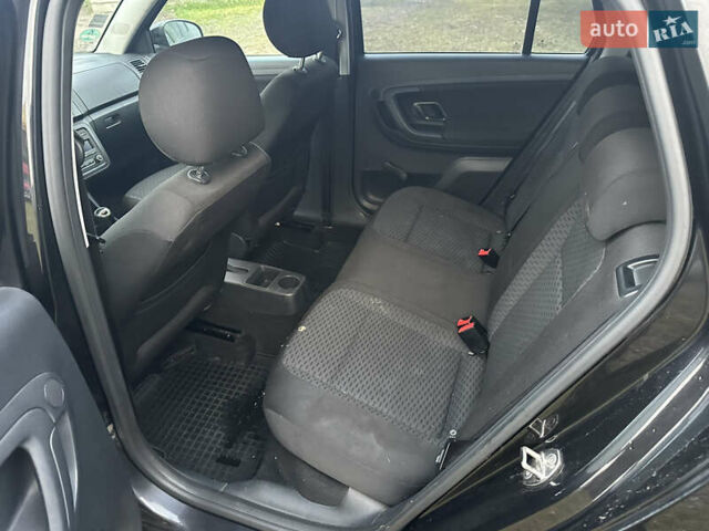 Черный Шкода Фабия, объемом двигателя 1.2 л и пробегом 191 тыс. км за 3950 $, фото 24 на Automoto.ua