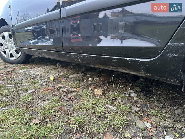 Черный Шкода Фабия, объемом двигателя 1.2 л и пробегом 191 тыс. км за 3950 $, фото 9 на Automoto.ua