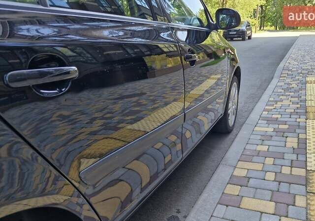 Черный Шкода Фабия, объемом двигателя 1.6 л и пробегом 175 тыс. км за 6450 $, фото 13 на Automoto.ua
