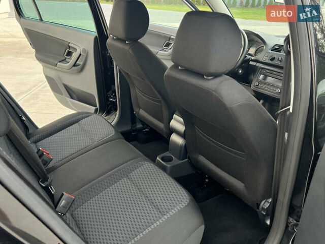 Шкода Фабия 2010 в Луцке на Automoto.ua Черный Шкода Фабия, объемом двигателя 1.2 л и пробегом 141 тыс. км за 6850 $, фото 101 на Automoto.ua