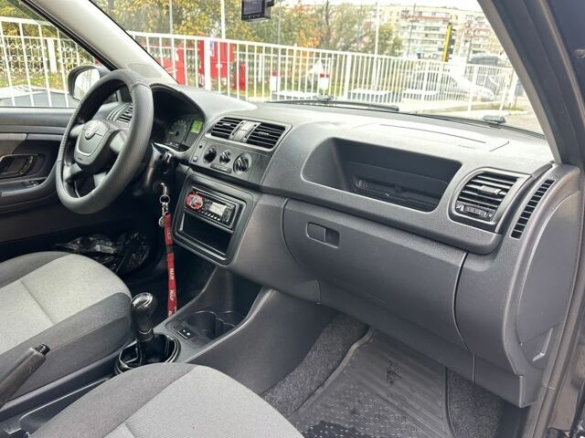 Чорний Шкода Фабія, об'ємом двигуна 1.6 л та пробігом 195 тис. км за 5500 $, фото 13 на Automoto.ua