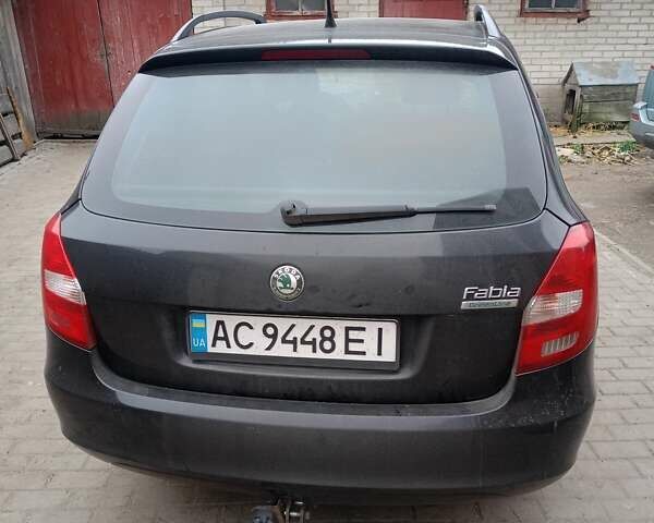 Чорний Шкода Фабія, об'ємом двигуна 1.2 л та пробігом 282 тис. км за 4700 $, фото 2 на Automoto.ua