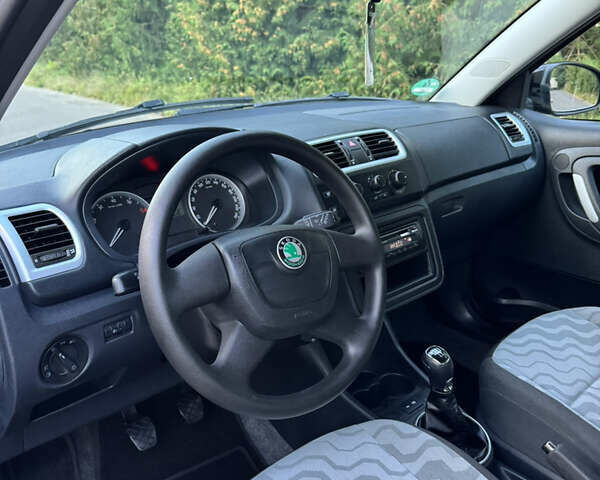 Чорний Шкода Фабія, об'ємом двигуна 1.4 л та пробігом 173 тис. км за 5750 $, фото 47 на Automoto.ua
