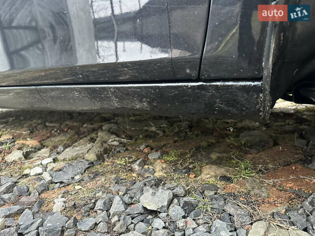 Черный Шкода Фабия, объемом двигателя 1.2 л и пробегом 191 тыс. км за 3950 $, фото 12 на Automoto.ua